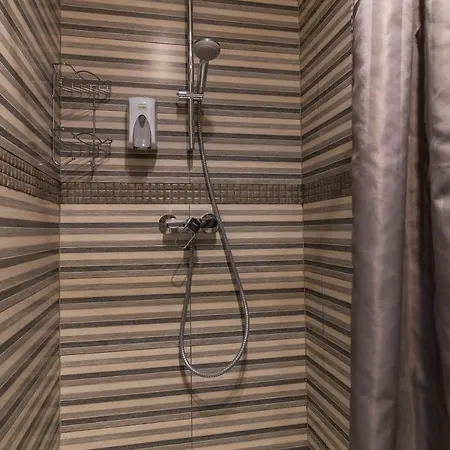 Opera Passage & Apartmanhotel 4*