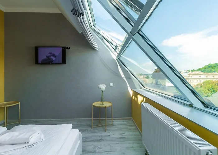 Apartahotel Opera Passage &